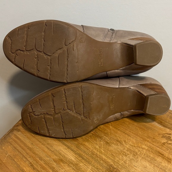 Dansko Darbie Aniline Gray Ankle Booties - Picture 4 of 8
